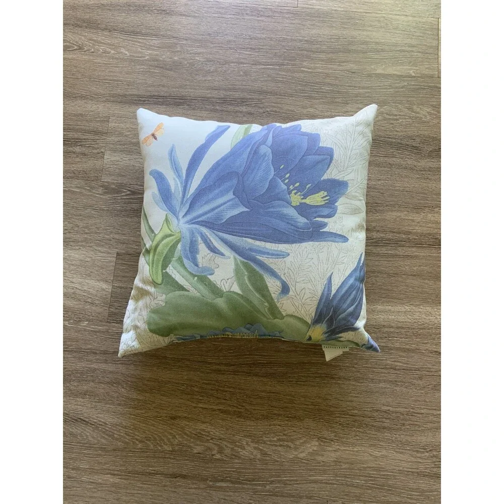 Pottery Barn Blue Blossom Botanical Flower Floral Pillow 18